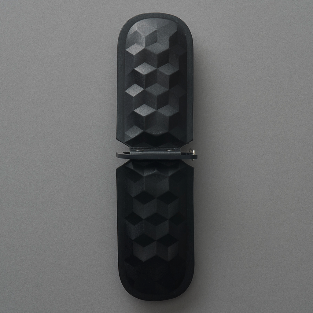 HEXAGON PATTERN KEY CASE　（キーケース）