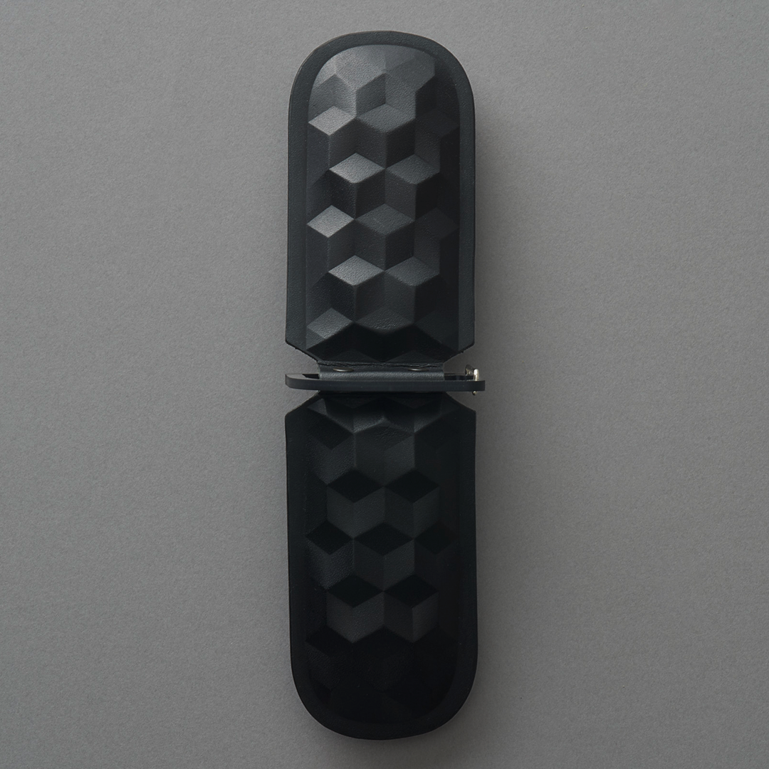 HEXAGON PATTERN KEY CASE　（キーケース）