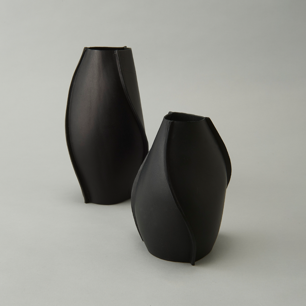 3D-FORMED LEATHER VASE L-size（フラワーベース L）