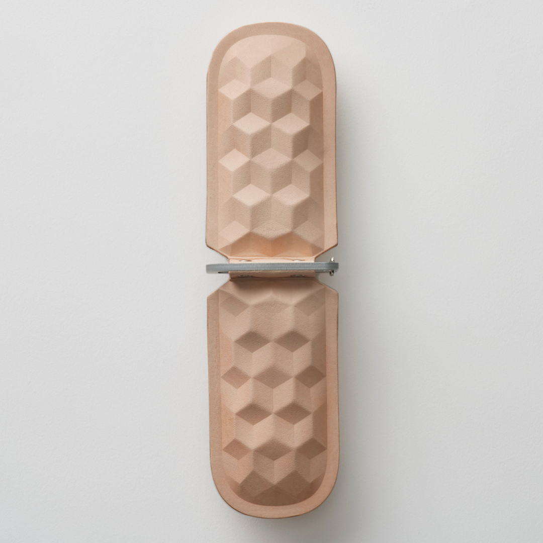 HEXAGON PATTERN KEY CASE　（キーケース）