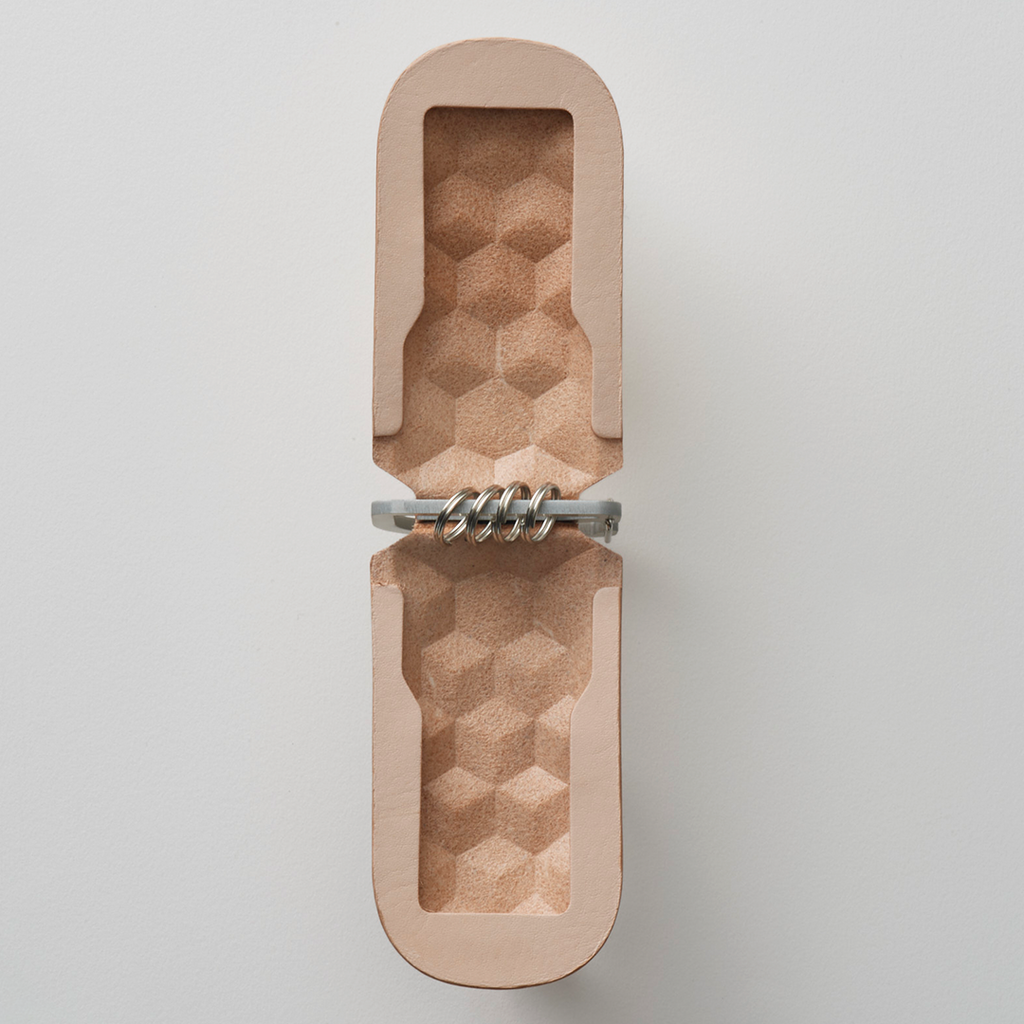 HEXAGON PATTERN KEY CASE　（キーケース）