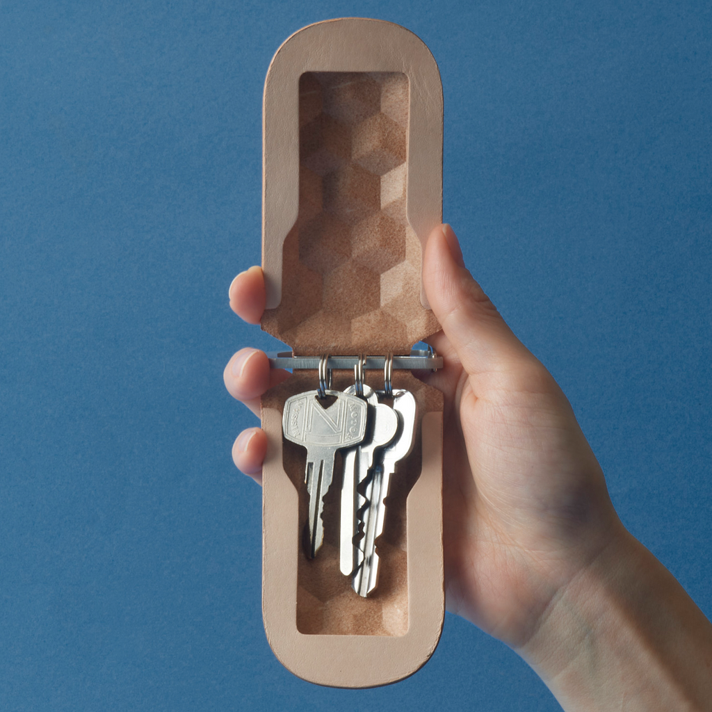 HEXAGON PATTERN KEY CASE　（キーケース）