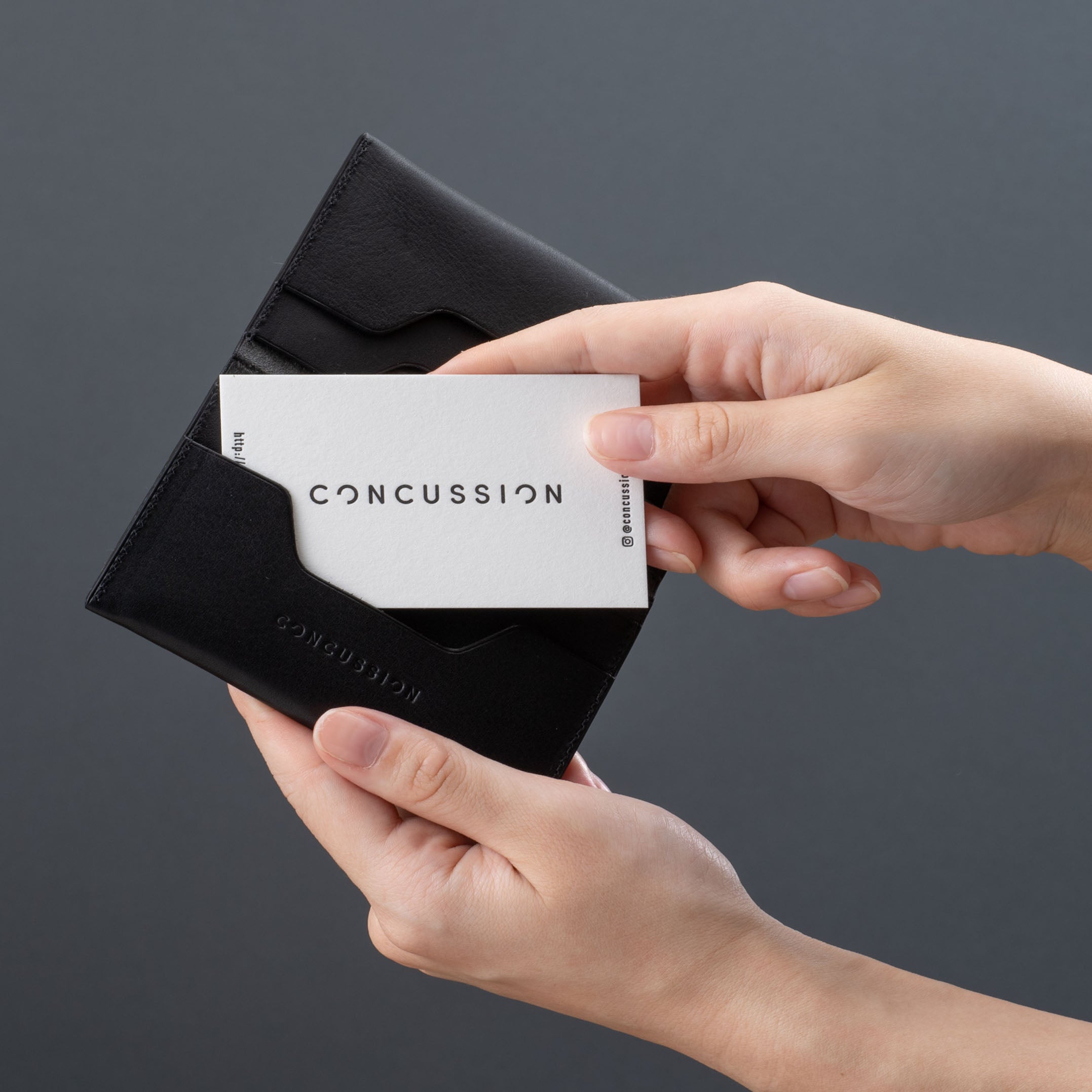 HEXAGON PATTERN CARD CASE　（カード/名刺ケース）