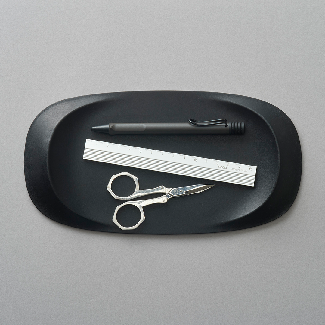 3D-FORMED LEATHER TRAY L-size（レザートレイ L）